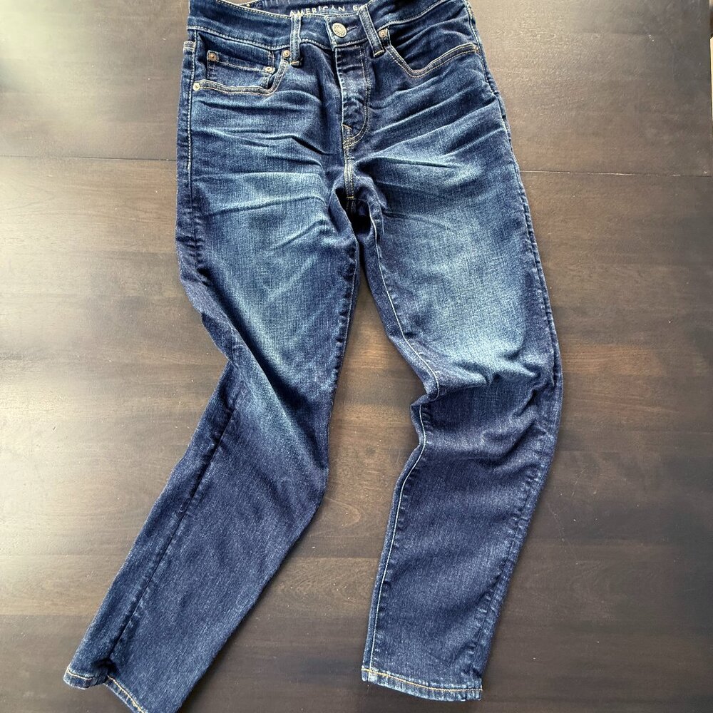 Men's AE AirFlex+ Slim Straight Jean in size 28/30